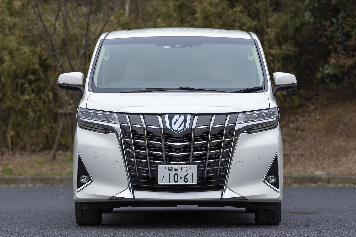 「クルマオタじゃないし……」とか言わずに覚えるべき！　事故防止にも役立つクルマに関する「10の数値」