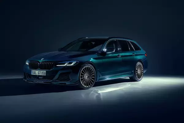 「最高時速はセグメントトップクラスの330キロ！　ブランド史上最強のV8ターボエンジンを搭載したアルピナ「B5GT」を発表」の画像