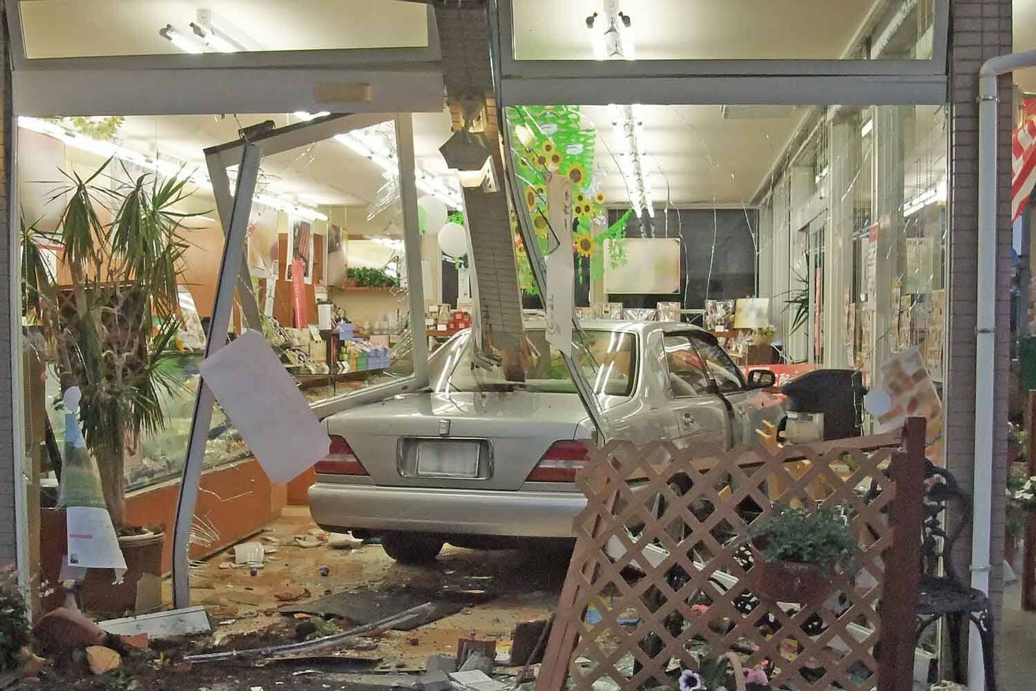 「事故」「盗難」のリスクが高いクルマは保険加入の金額が高い！　車種ごとに決まっている17段階の「保険料率クラス」って何？