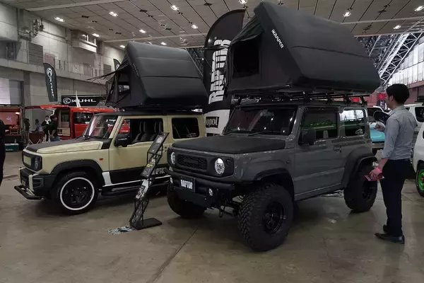 マットでザラついた見た目と高い硬度で話題の塗料「ラプターライナー」！　ドレスアップも働くクルマもいま注目必至の素材だった!!