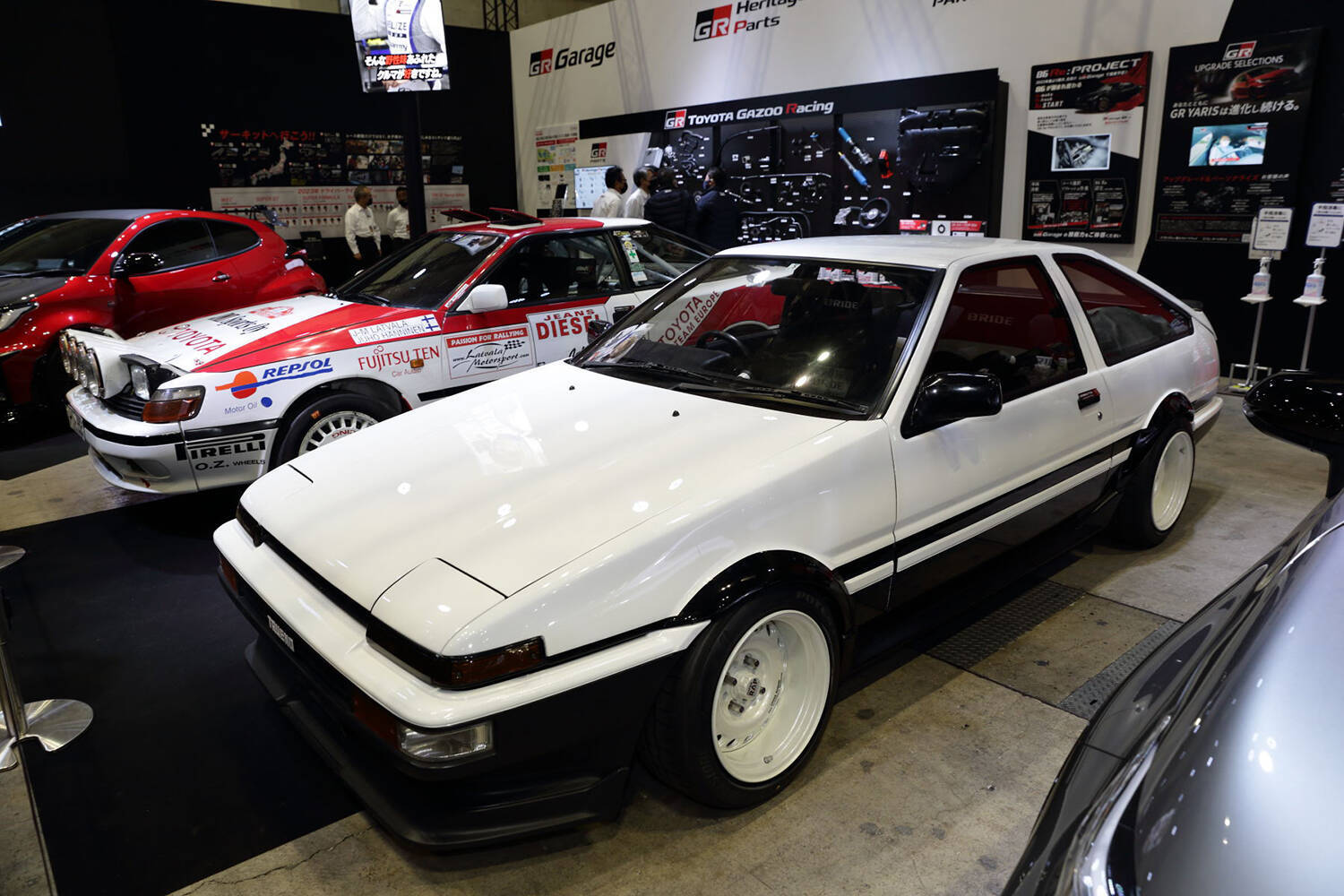 ２台のAE86は「4AGの水素エンジン」と「MTのEV」だった！　豊田章男社長の「クルマ好きを誰ひとり置いていきたくない！」の声に胸熱【東京オートサロン2023】
