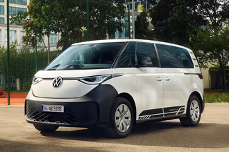 ID.Buzzって樹脂バンパー仕様とかスポーティバージョンとか隠し球があるんかよ！　日本に入っていない海外仕様が魅力しかなかった