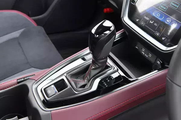 「売れないのはわかるけどお願いします！　クルマ好き熱望の「MTを用意してほしい」モデルを探したらいっぱいあった」の画像