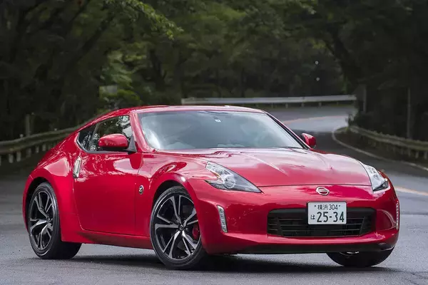 「いま買わないと価格高騰の危険！　まだ普通の値段で狙える国産穴場スポーツカー４選」の画像