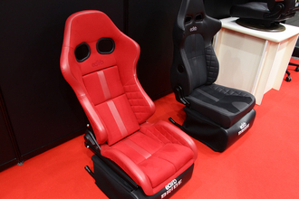 新作から定番まで座りまくってから買える！　広々ブースにシートがズラリと並ぶ「BRIDE」ブース【大阪オートメッセ2026】