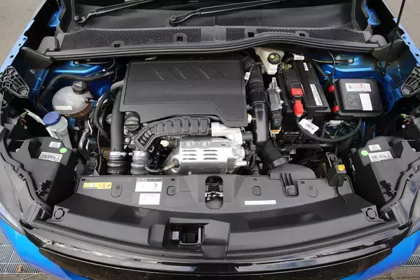 「フランスの個性的なモデル群！　プジョーのSUVラインアップの魅力とは」の画像