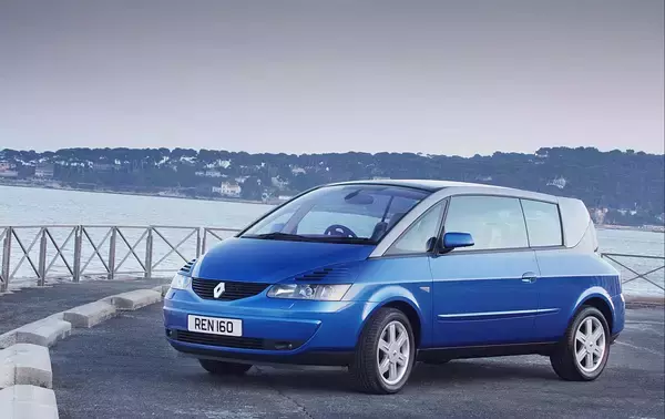 「「このクルマ、イケてんな……」でも販売は不発！　いつの日か「お宝」になるかも知れない「大穴中古車」５台」の画像