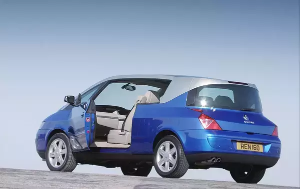 「「このクルマ、イケてんな……」でも販売は不発！　いつの日か「お宝」になるかも知れない「大穴中古車」５台」の画像