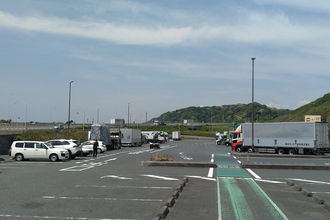 遠州灘を臨む足湯で疲れも吹っ飛ぶ！　うなぎにシラスに生海苔と地元の名産でお腹も大満足!!　【懐かしのドライブイン探訪その17】