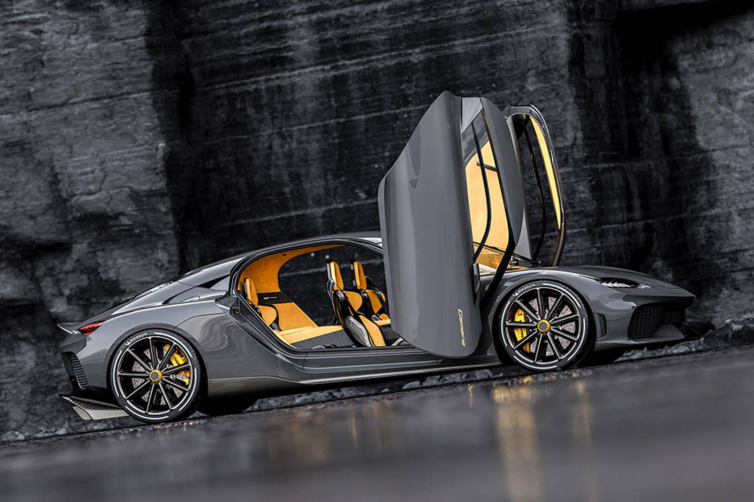 1000馬力のハイパーカーがコンパクトカーと同額という謎！　自動車税が爆安すぎて笑えるクルマ４選