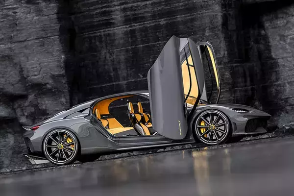 「1000馬力のハイパーカーがコンパクトカーと同額という謎！　自動車税が爆安すぎて笑えるクルマ４選」の画像