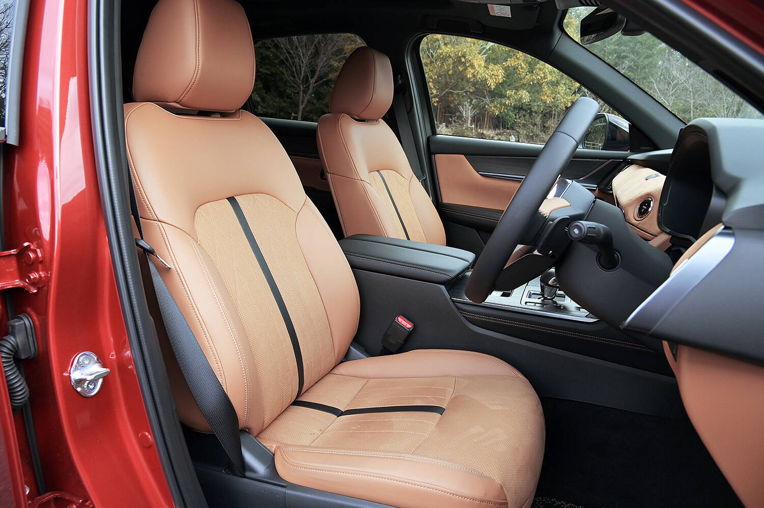 【試乗】CX-60 PHEVは車格にマッチしたジェントルなパワーユニット！　充電設備が自宅にあるならアリな選択だった