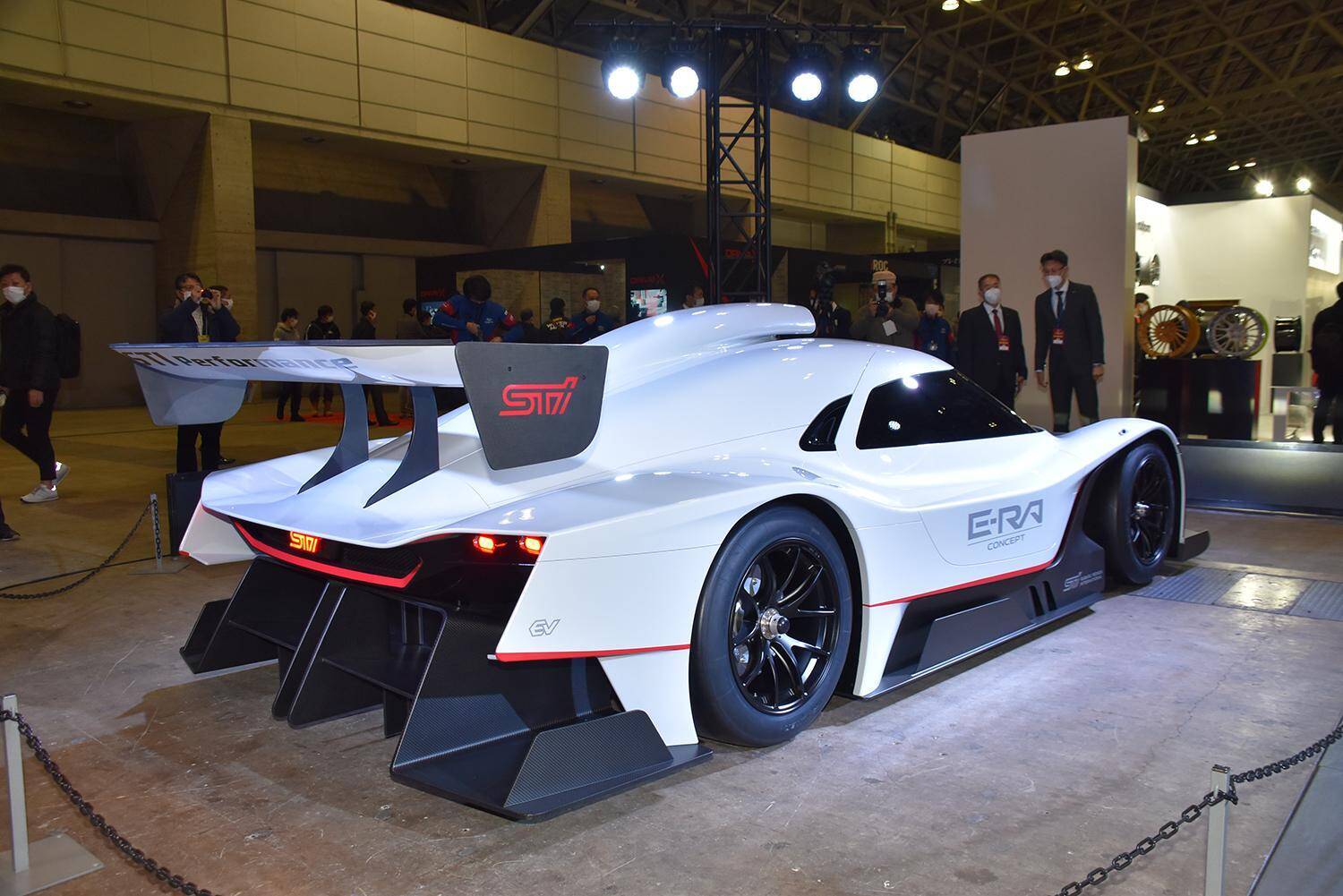 スバルが「1000馬力超え」の「怪物EV」を公開！【東京オートサロン2022】