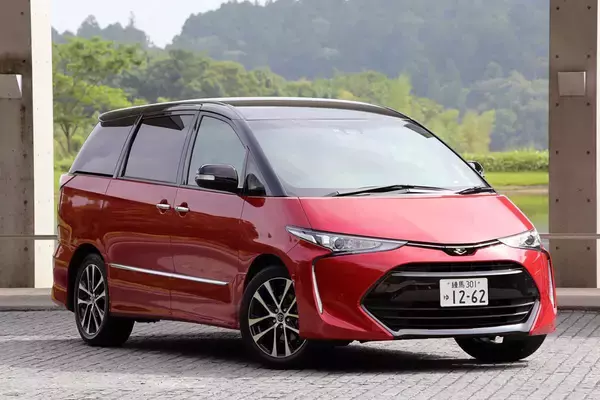 「エンジン車じゃできない車両制御ができる！　EVはエコだなんだを無視しても可能性だらけだった」の画像