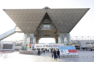 12台カローラを乗り継ぐ「ミスターカローラ」も太鼓判！　JMSで話題をさらった「カローラ コンセプト」のヤバすぎるカッコよさ!!