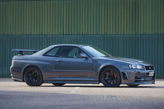 R34GT-Rが海外にて8000万円オーバーで落札！　いくらなんでも異常な気がする……なんでここまで高くなる？