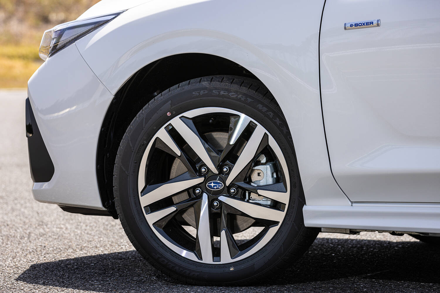 【試乗】「ホントに新型？」なんて見た目で判断すると裏切られる「深化」っぷり！　NEWインプレッサは「曲がり」も「止まり」もスゴイ