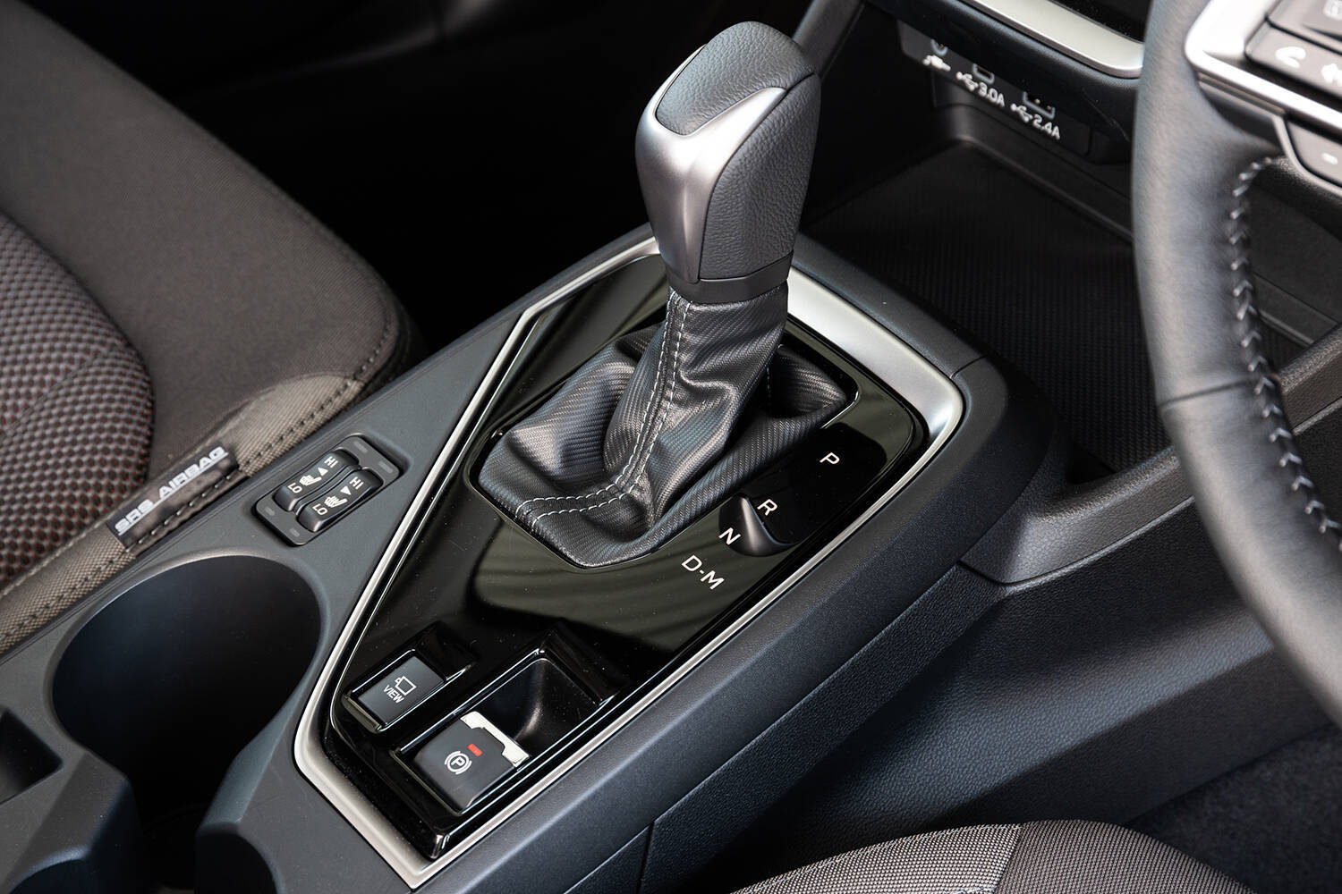 【試乗】「ホントに新型？」なんて見た目で判断すると裏切られる「深化」っぷり！　NEWインプレッサは「曲がり」も「止まり」もスゴイ