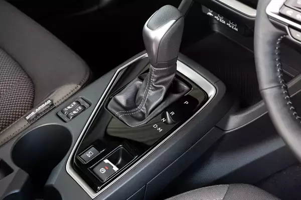 「【試乗】「ホントに新型？」なんて見た目で判断すると裏切られる「深化」っぷり！　NEWインプレッサは「曲がり」も「止まり」もスゴイ」の画像