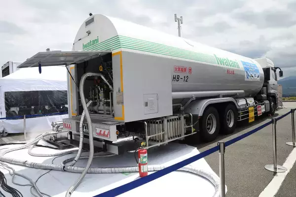 「「気体」じゃなくて「液体水素」で走ったら速いぞ！　トヨタが示した「やっぱり水素」の可能性と実現へ向けての課題」の画像