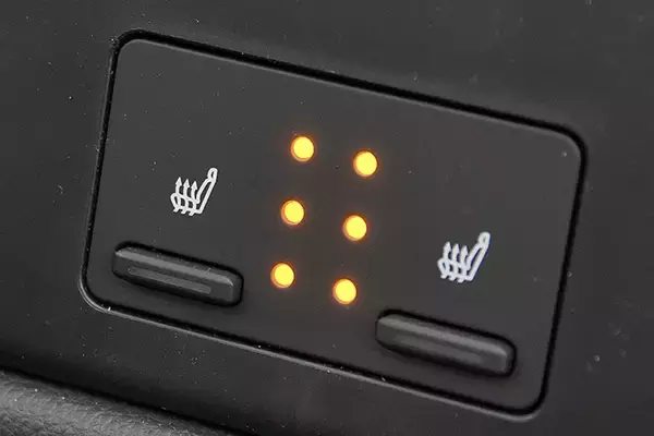 シートヒーター付きのクルマを買ったのに使うのは有料ってどういうこと？　BMWなどが始めたクルマ装備のサブスクリプション化はありなのか