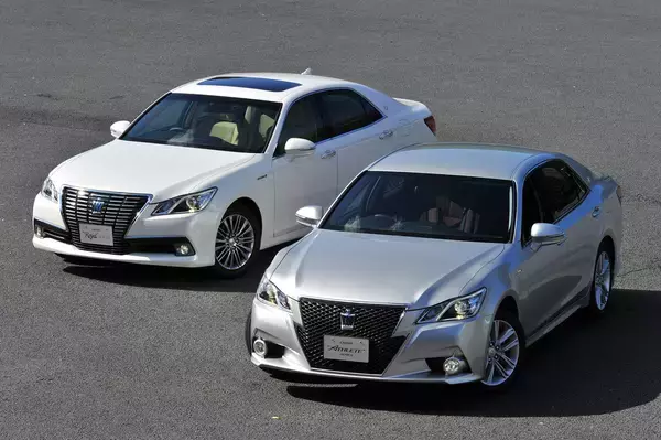 「名前と見た目だけのモデルも多数存在！　雰囲気で悪路に突っ込むとやっちゃう可能性のある「SUVっぽい」クルマ４選」の画像