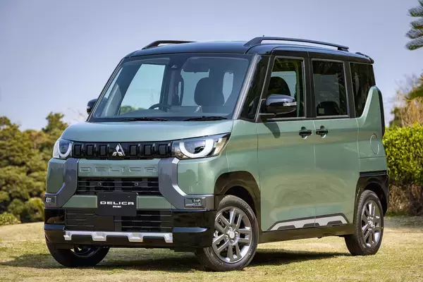 「名前と見た目だけのモデルも多数存在！　雰囲気で悪路に突っ込むとやっちゃう可能性のある「SUVっぽい」クルマ４選」の画像