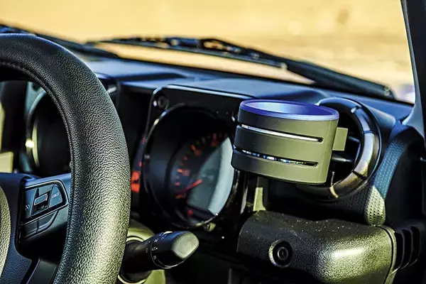 たった数万円とセルフ作業で愛車の「ボロ感」とおさらば！　室内系「リメイク術」５選