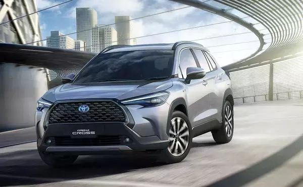 「カローラ・クロスが爆増！　シティハッチバックも人気！　タイのバンコクを走るクルマが数年で激変していた」の画像