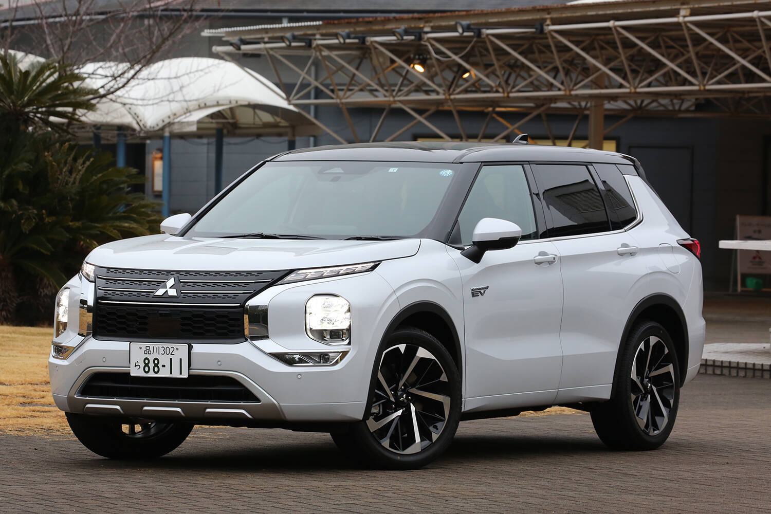 一酸化炭素中毒も防げる！　電欠でも大丈夫！　大雪での立ち往生は「PHEV」が最強だった