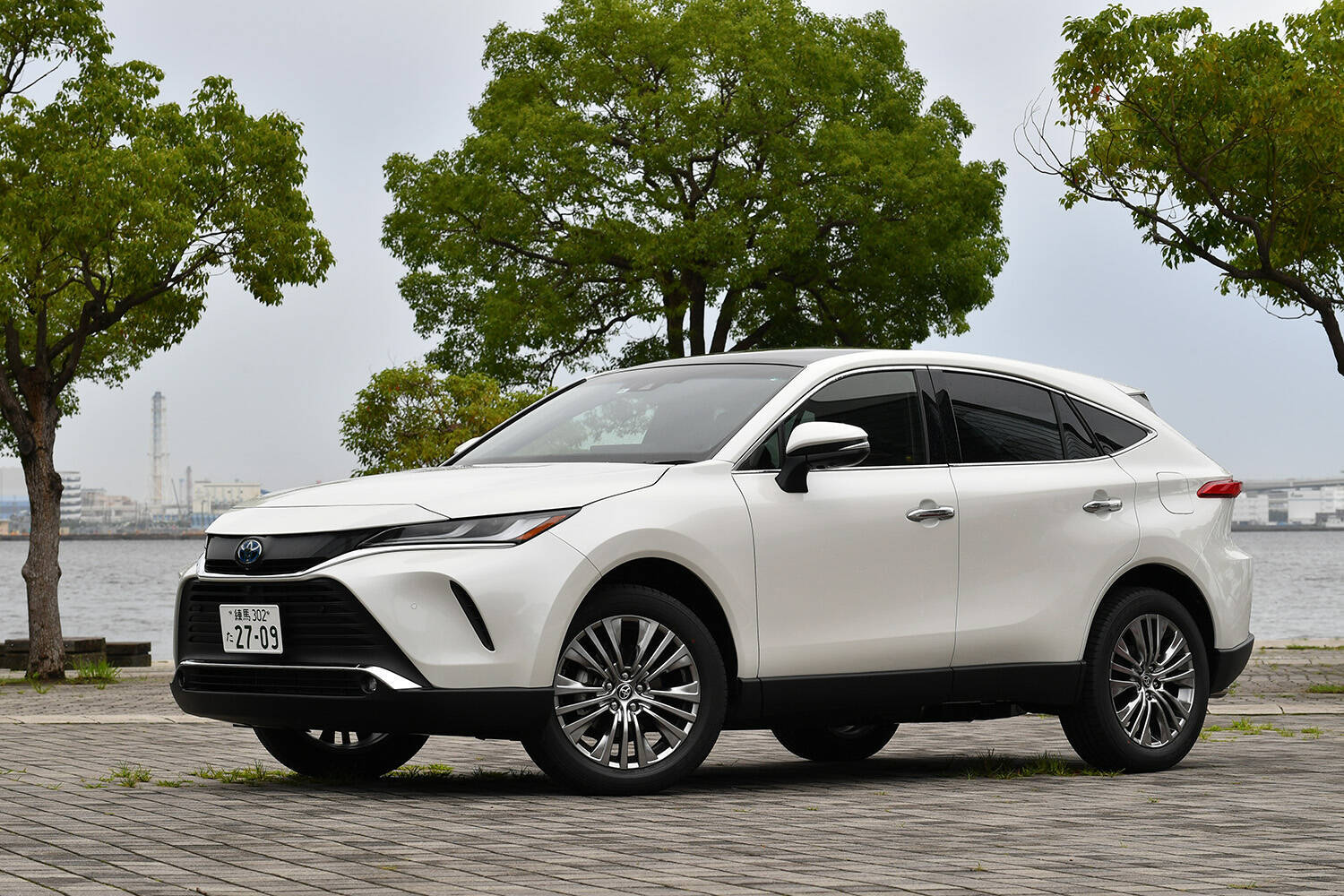 価格が上まわる輸入車勢を中身で凌駕！　マツダCX-60をライバル車を比べたら「敵なし」なほど凄いクルマに仕上がっていた