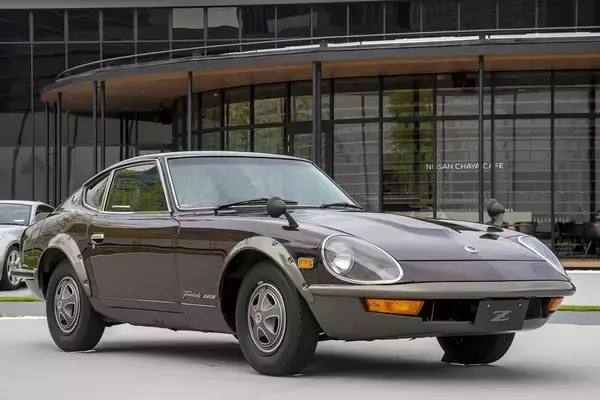 「GT-Rにロードスター！　超絶人気のスポーツカー４台の歴代モデルでプロが選ぶベストバイは何代目？」の画像