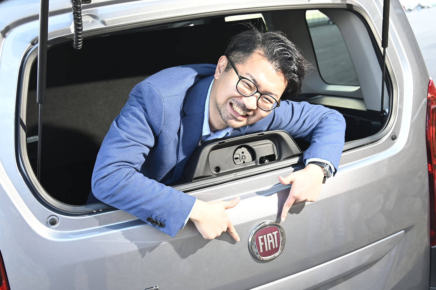 【試乗】輸入MPV２車の走りを比較！　乗用車的カングーに対してドブロはどこか商用車的な乗り味