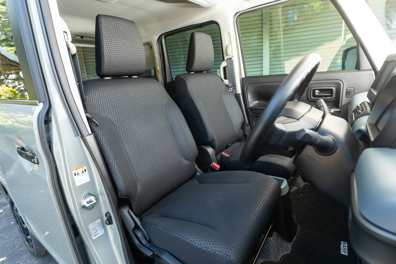 スペーシア・ベース登場で「軽商用車」がいま激熱だった！　「ダサさゼロ」の最新モデル３台を徹底比較