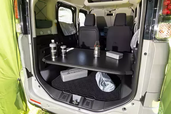 「スペーシア・ベース登場で「軽商用車」がいま激熱だった！　「ダサさゼロ」の最新モデル３台を徹底比較」の画像