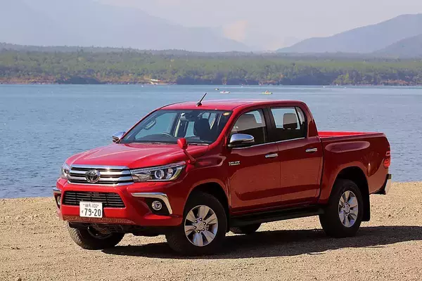 「オシャレ外遊び派にいま商用車が人気！　プロが教えるワクワクが止められない５台とは」の画像