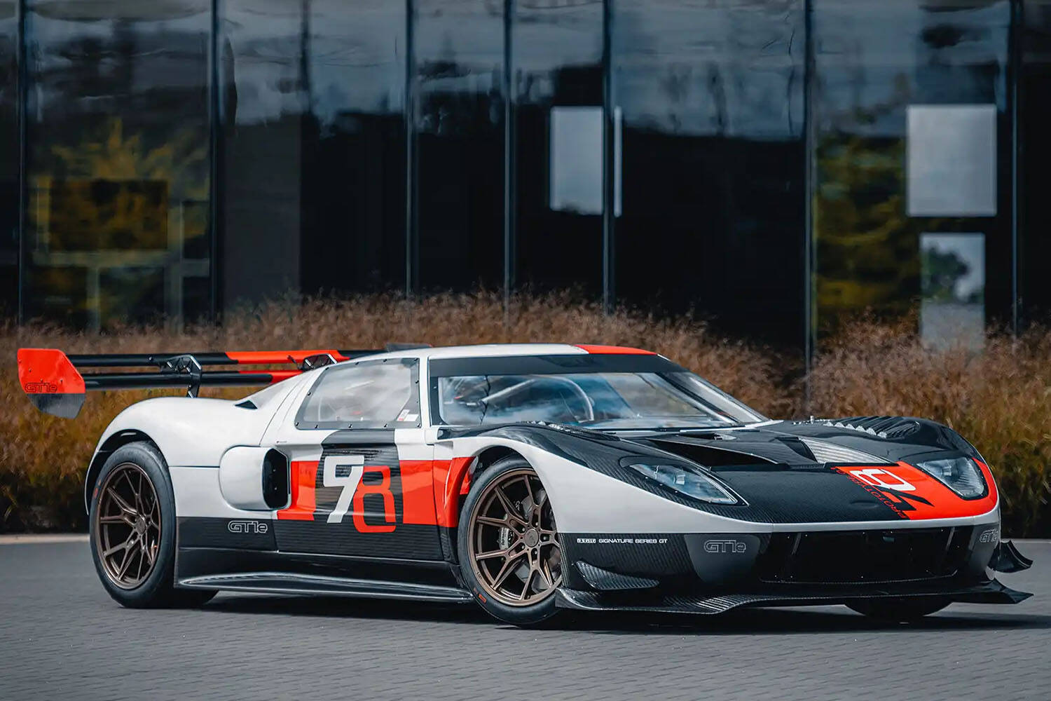 デロリアンとフォードGTをEVで蘇らせた！　単なるEVコンバージョンじゃないリンクス・モータースの激熱な「新車」