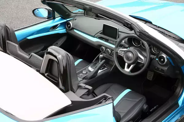 「どうしてこうなった!?　謎のツッコミどころがある大人気新車５台」の画像