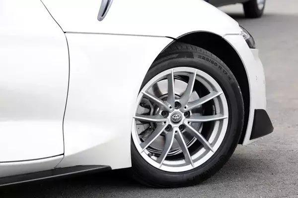 「どうしてこうなった!?　謎のツッコミどころがある大人気新車５台」の画像