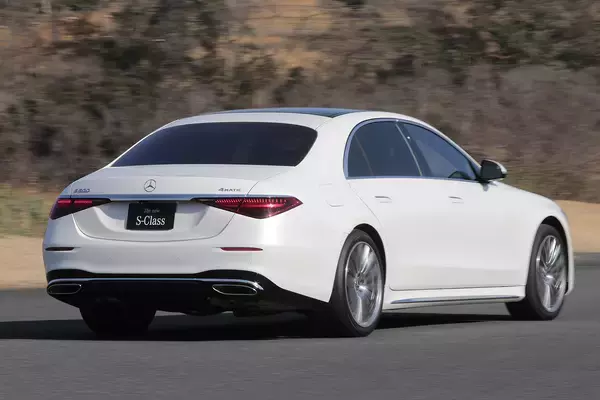 「ホイールベースを延長したロングボディ！　屋根のないオープンカー！　クルマの体幹「ボディ剛性」は問題ないのか？」の画像