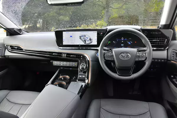 「「車速連動ドアロック」はアリかナシか？　同じメーカーでも車種によって採用はまちまちな装備のメリット・デメリットを考える！」の画像