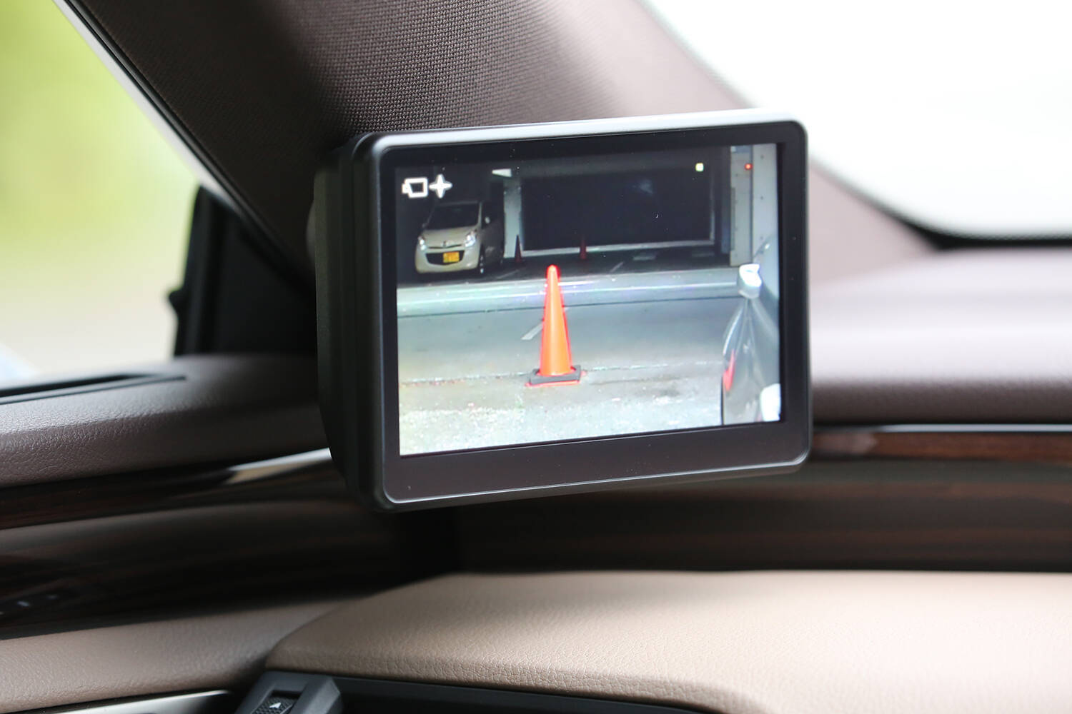 レクサスの現行セダンモデルを紹介！　安く購入するコツや中古車相場についても解説