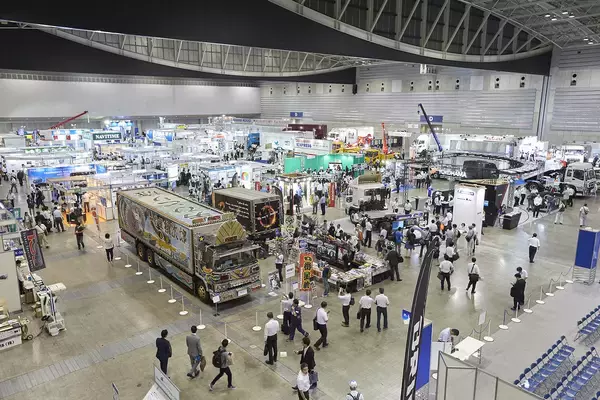 「普段なかなか見れないトラックを見てみよう！　ジャパントラックショーが４年ぶりに開催決定」の画像