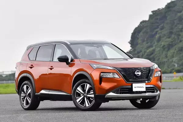 「「クラウン」「ステップワゴン」「Xトレイル」！　豊作の2022年新車の本音で語るマルとバツ」の画像