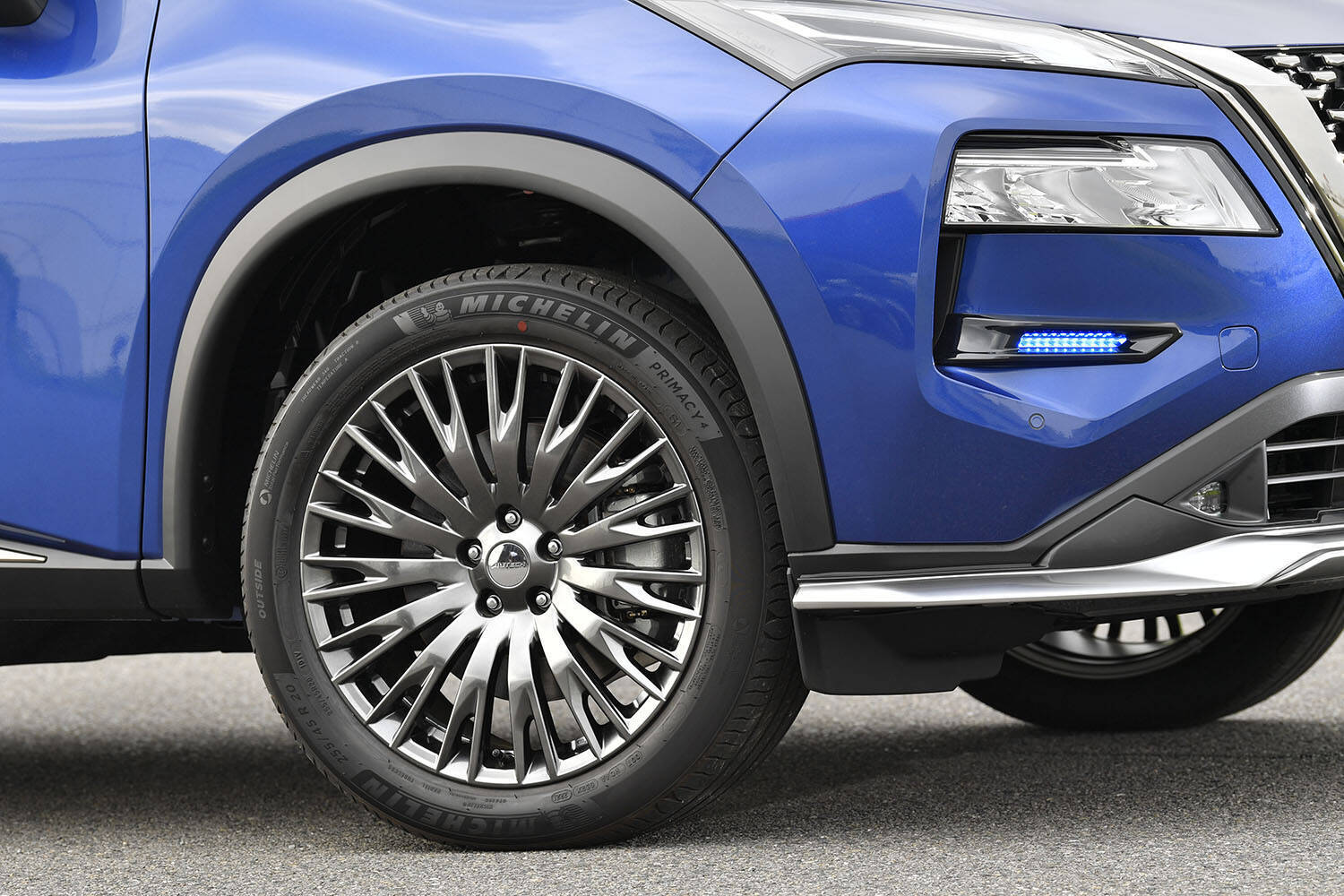 「クラウン」「ステップワゴン」「Xトレイル」！　豊作の2022年新車の本音で語るマルとバツ