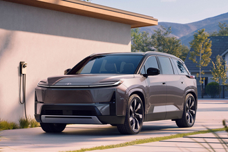 これ日本でも売れるんじゃない？　トヨタの３列シートSUV「ハイランダー」にBEVモデルが登場!!