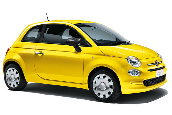 鮮やかなイエローがドライブ気分を盛り上げる フィアット500の限定車 500ジアリッシマ を発売 22年2月27日 エキサイトニュース