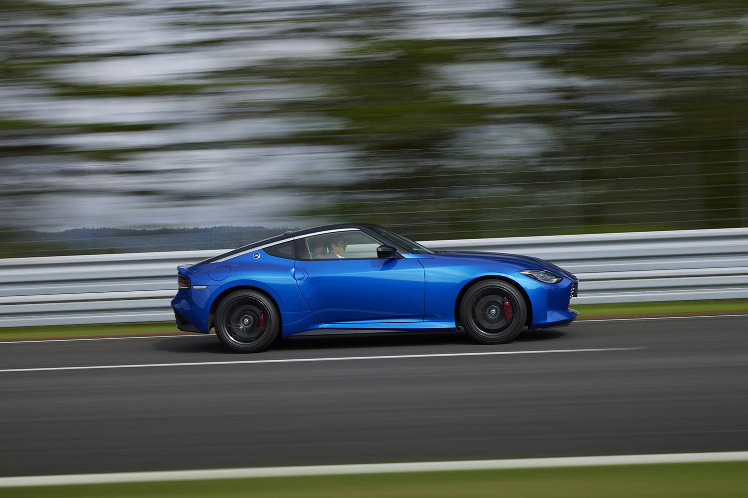 【試乗】新型フェアレディＺは期待以上の完成度！　FRを満喫できるバカッ速スポーツカーだ