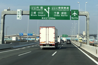 トラックドライバーの世界は「暗黙のルール」で成り立っていた！　同業者への配慮が生んだルール６つ