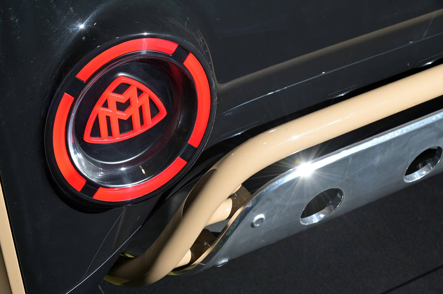 野性味溢れるこれが未来のマイバッハだ！　世界に１台のコンセプトモデル「Project MAYBACH」をメルセデス ミー東京にて特別展示